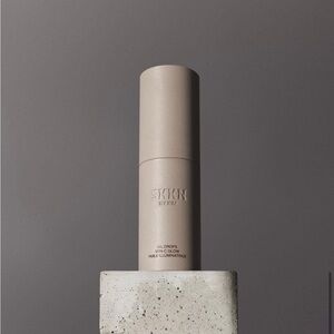 SKKN BY Kim Kardashian Oil Drops Brightening Vita-C Glow  1 fl oz (30 mL) NIB